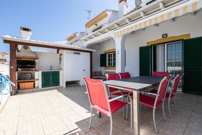Villa Engiadina by ALGARVEMANTA