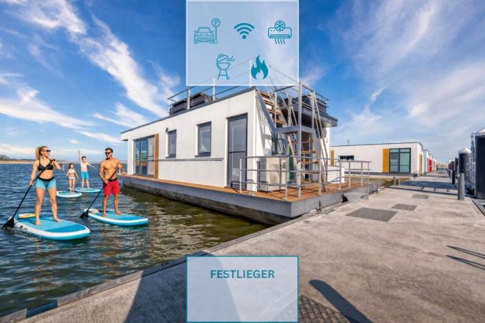 Floatinghouse Sunday