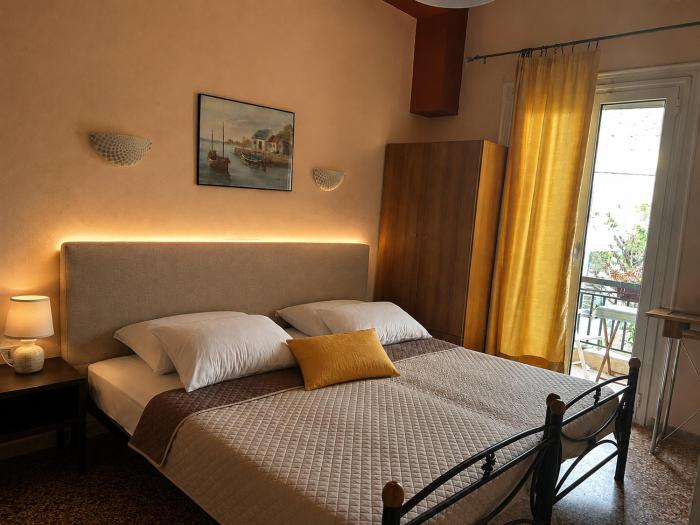 Retro Rooms