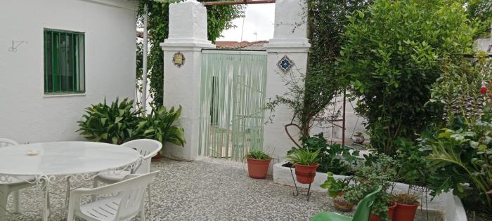 Patio and Calma - Casa Rural Vicen