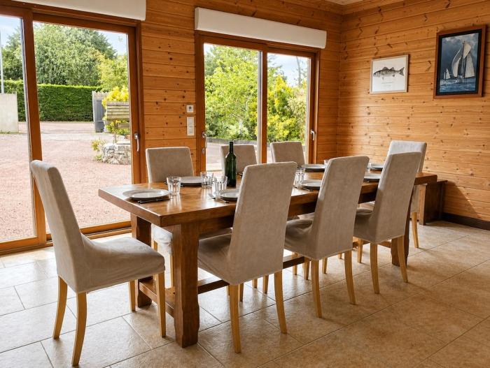 Grand chalet de bord de mer
