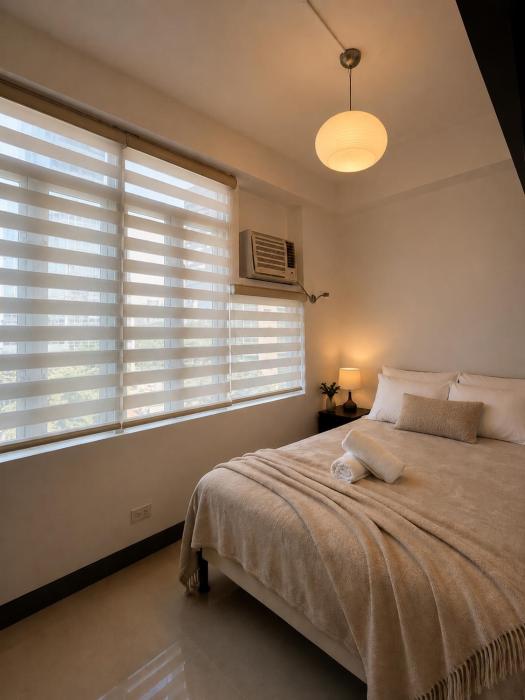 Cozy BGC Venice Grand Canal Staycation