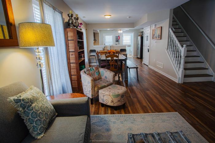 Chesapeake Chalet- Cozy,Close to Hard Rock and All