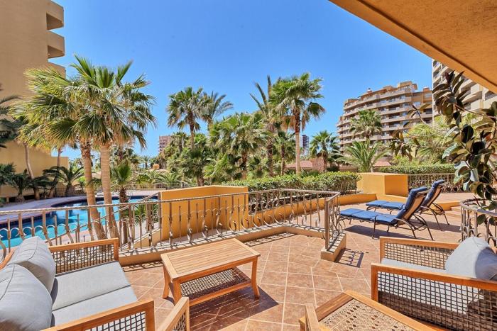 Coastal Calm Poolside Condo w Patio