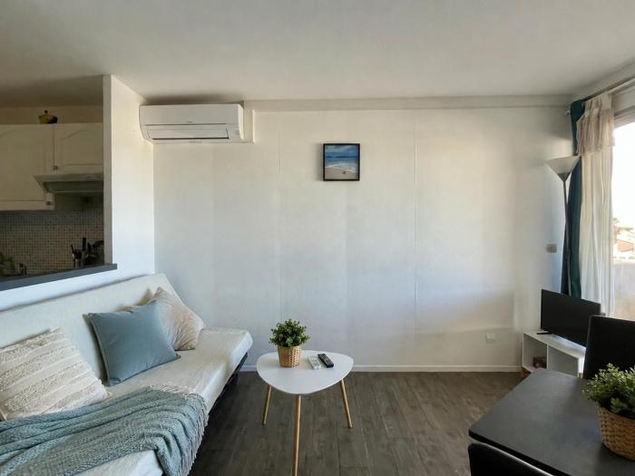 Appartement 2 pièces avec piscine - FR-1-748-30
