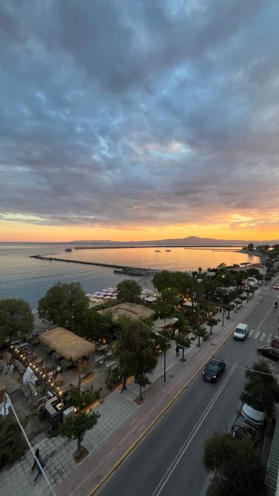 Navarinou Kalamata Pearl Cozy Seaside Apartment