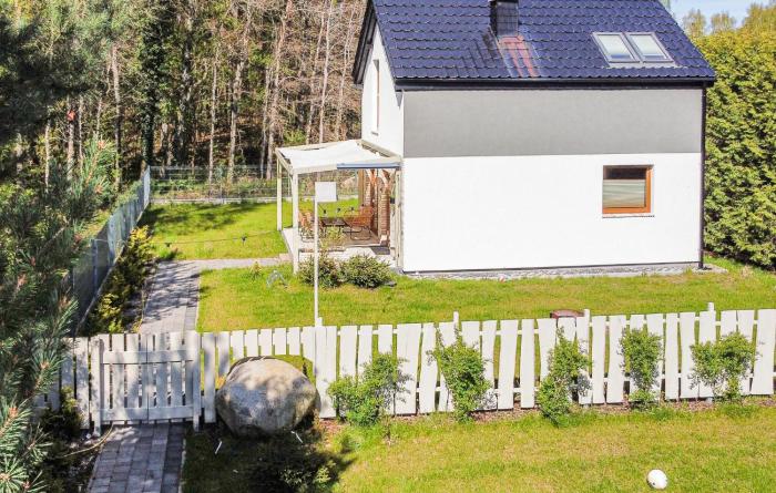 2 Bedroom Beautiful Home In Kopalino