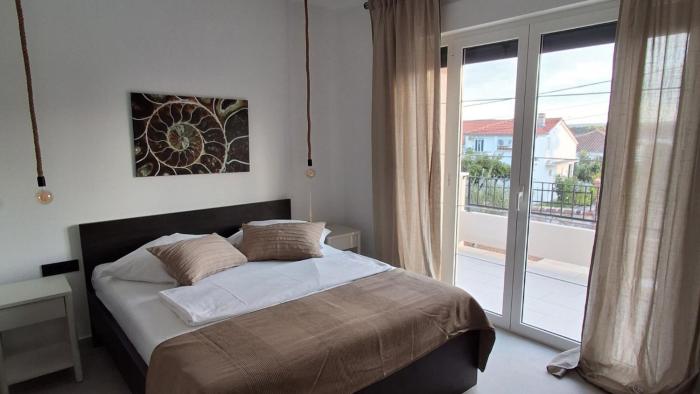 Villa Lara with pool&whirpool&pet friendly&100m from the sea- Rab by Villas Guide