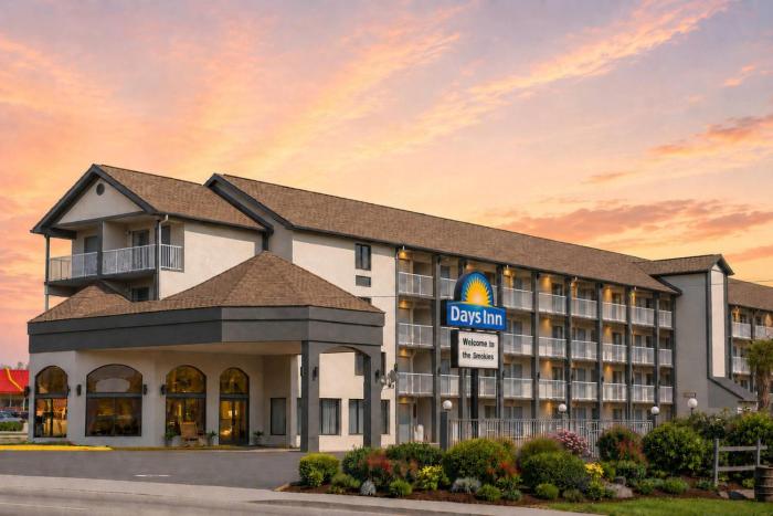 Days Inn by Wyndham Apple Valley Pigeon ForgeSevierville