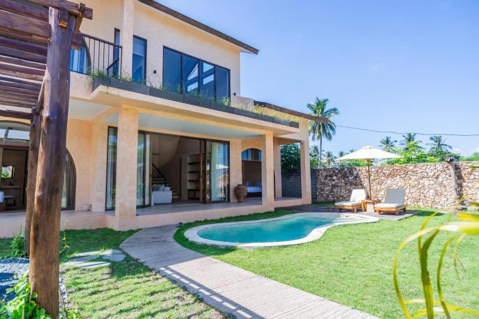 Villa Kali Maa Stylish 3BR 5 Min Walk to Beach