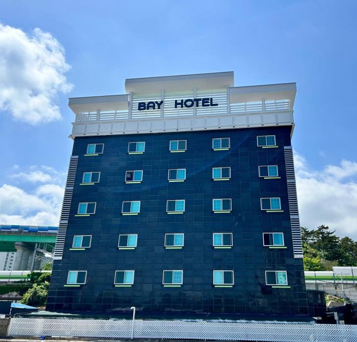 Song-Jeong Bay Hotel
