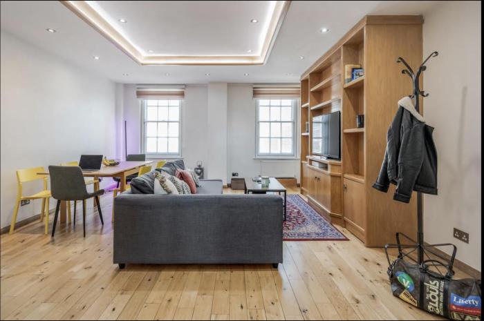 2-Bedroom Apartment - Sleeps 7 - Oxford St - 3 Bathrooms & AC