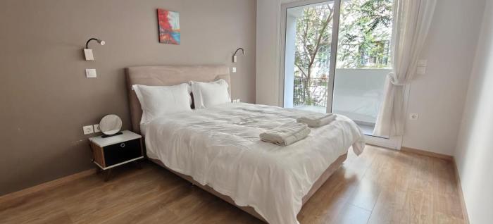 Elegant 2BR apartment, Kallithea, MH