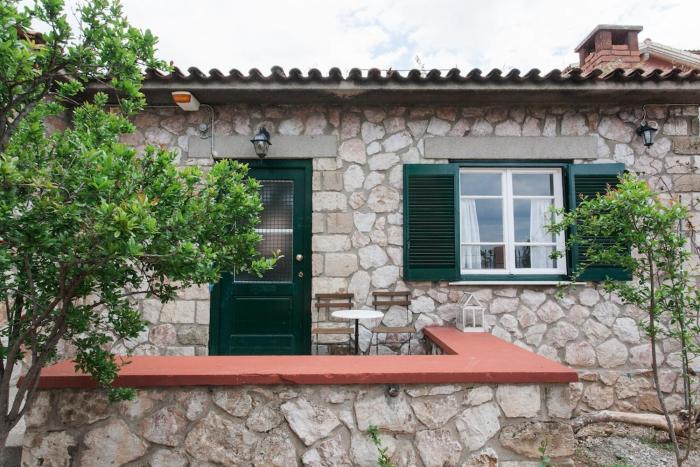 unique villa in acropolis area