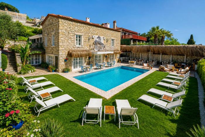ALAÇATI ROKA TAŞ BUTİK HOTEL