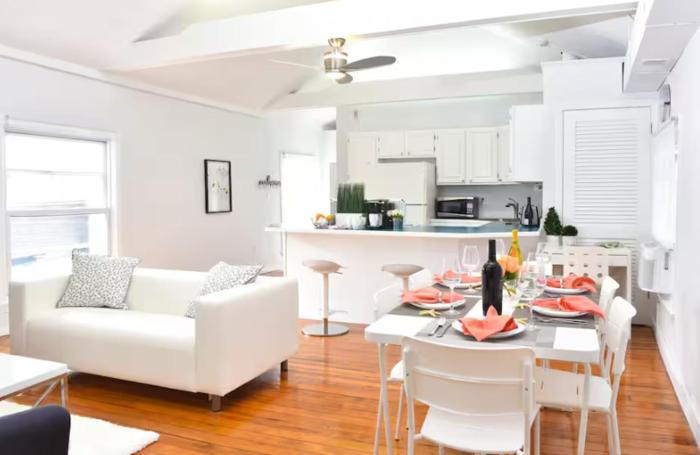 Downtown Suite #4 - Wharf View