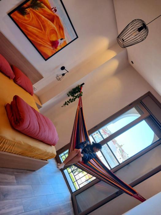 Bright 2-bedroom apartment 2 steps from Rabat Ville train station