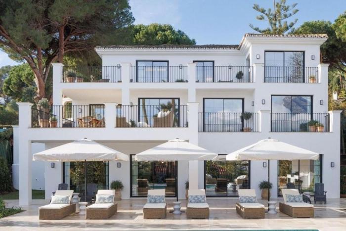 Luxurious 7-Bedroom Holiday House with Private Pool in Sant Josep