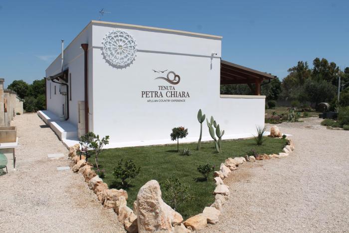 Tenuta Petra Chiara