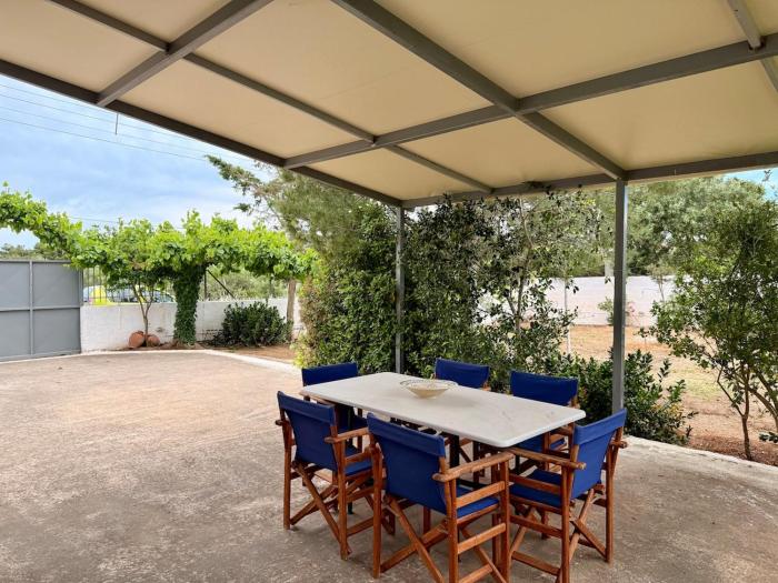 Peaceful house in Agia Marina