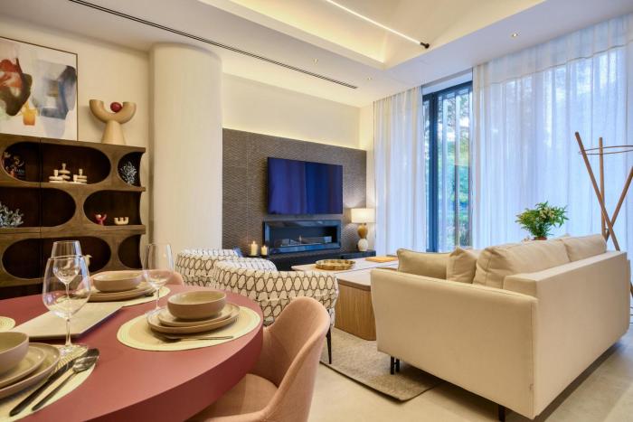 Snob Suite