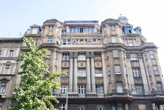 4-Bedroom Flat in City Center