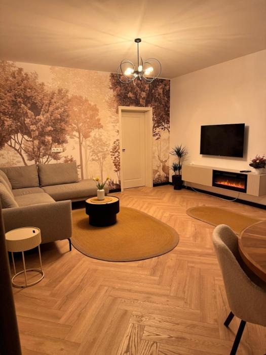 Aura Home