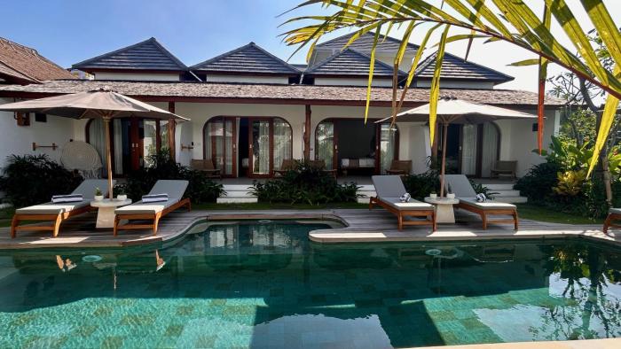 YUGA NYANYI SUITE Boutique Hotel with Pool & Ricefield View