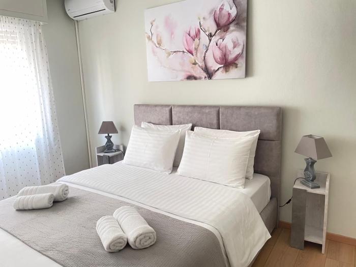Spacious apartment near Panormou metro