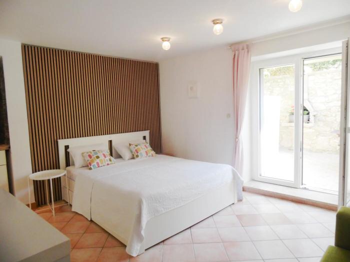 Quiet area apartments K65