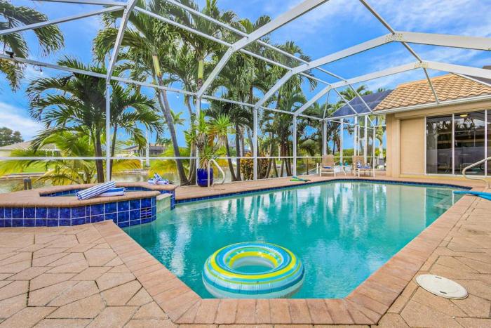 Bird of Paradise Villa