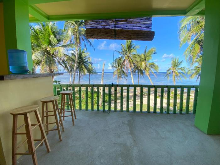 Kapunoan Beach House