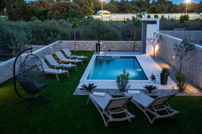 Salt & Stone - apartment with private pool