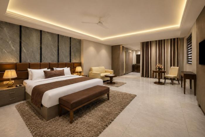 Hotel The Luxury Delhi Airport