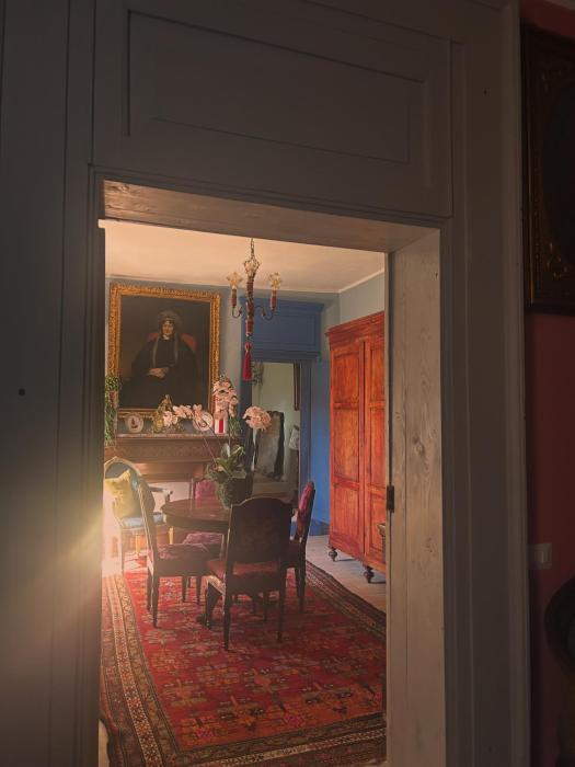 Art action room