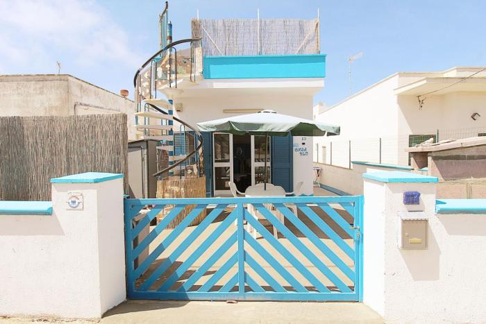 Monolocale Onda blu by Apulia Home