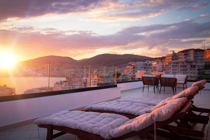 Luxury Sea View Penthouse with Huge Terrace & Garage