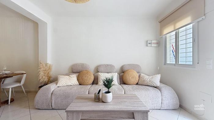 Villa Horizonte Torrecilla by South Costa