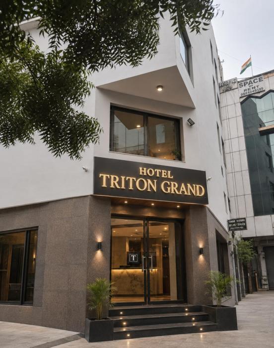Hotel Triton Grand