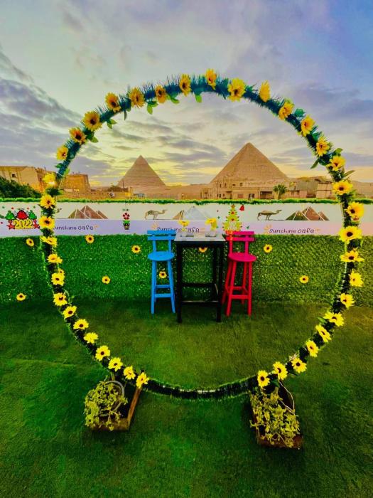 Sunshine Pyramids Hotel & Restaurant