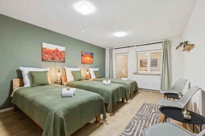 Moderne, vollausgestattete 3 BR-Wohnung zentrumnah