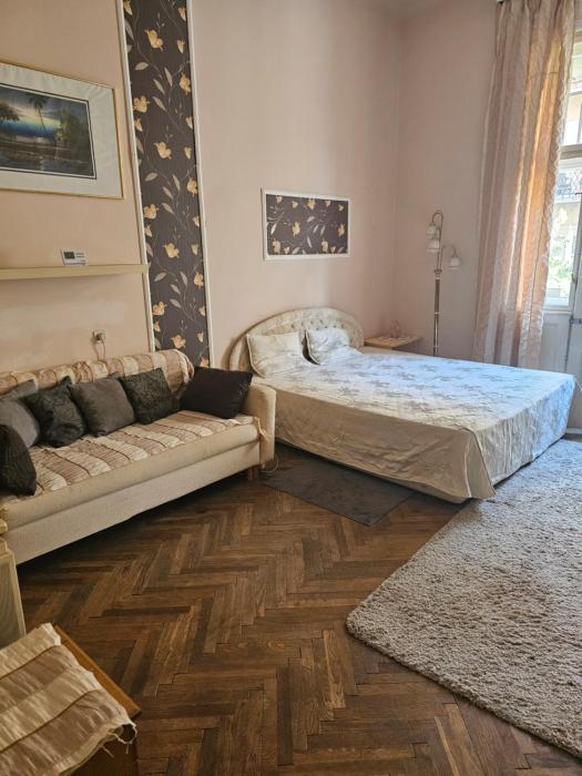Apartman for the Championships Final weekend