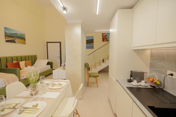 Golden Era Duplex