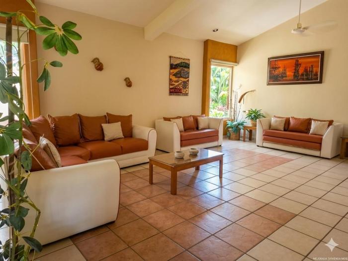Beautiful condominium minutes from the beach in Huatulco