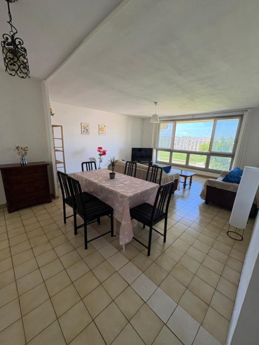 LAgora, 3ch, 2sdb, garage au coeur dAntigone