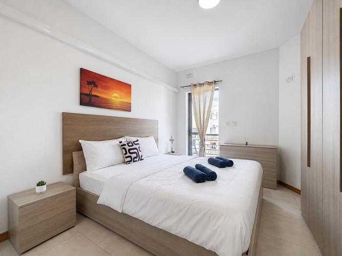 Central Msida Modern Holiday Apartment