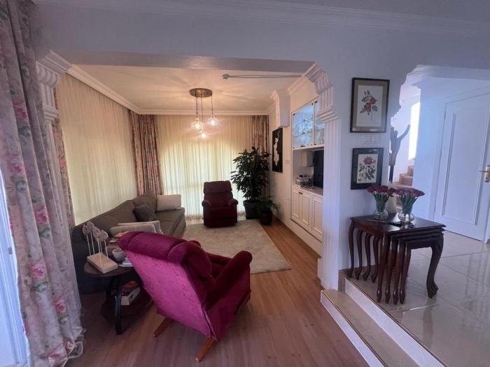 Oran House