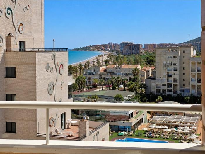 Apartamento bahia park 1a linea " Magic world "