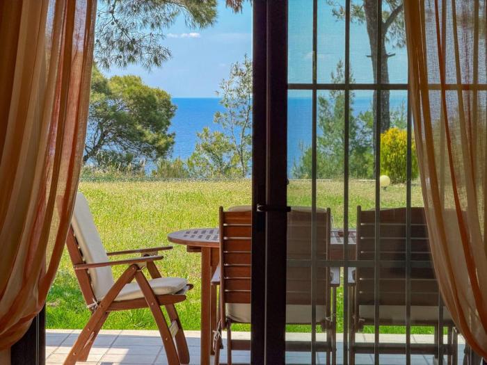 Evelina Elegant summer House with Sea View Shared Pool