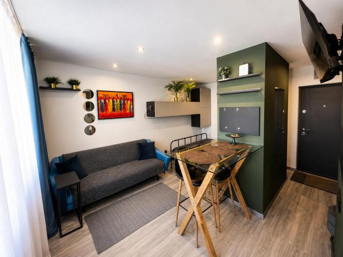 Premium Spotless Studio in the Heart of Piņķi, Quiet, Free Parking